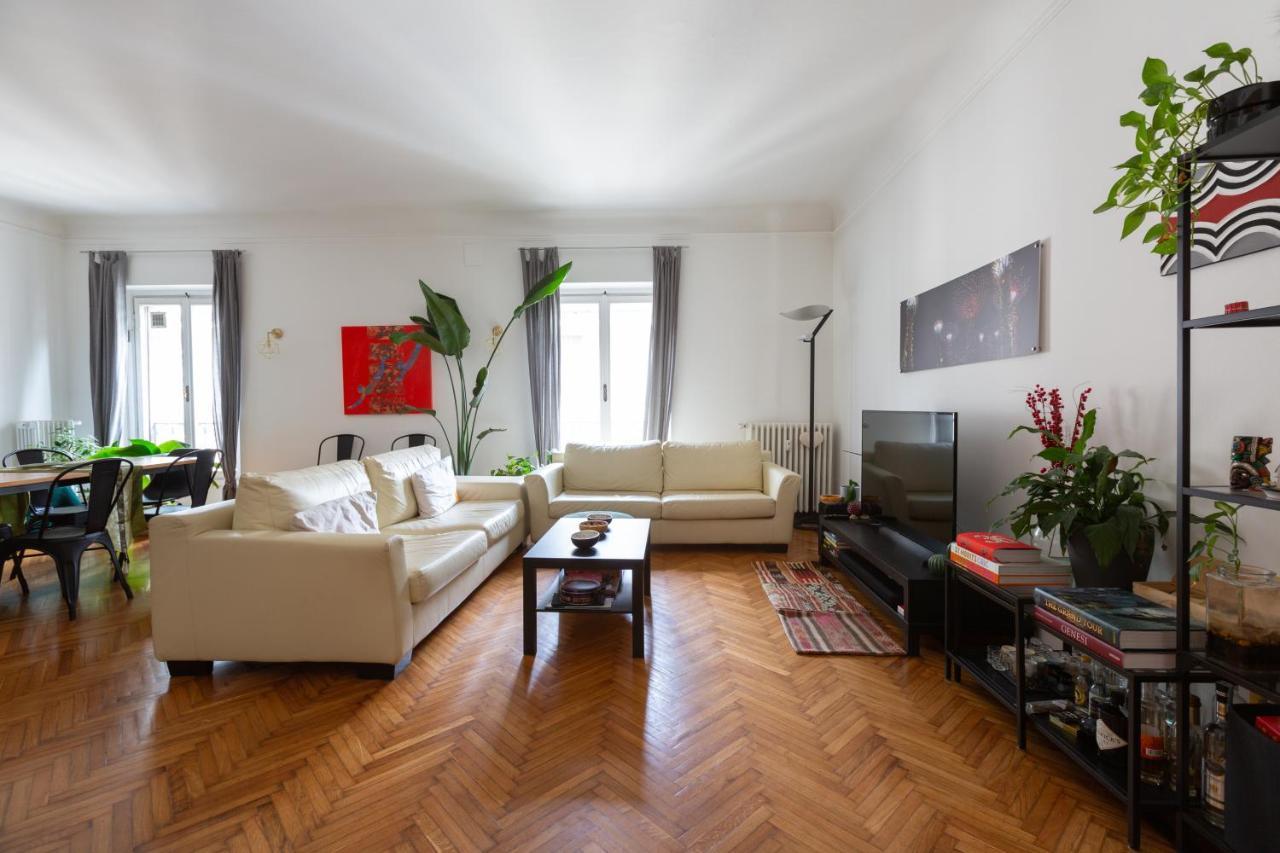 Moscova Cosy Apartment ميلان المظهر الخارجي الصورة