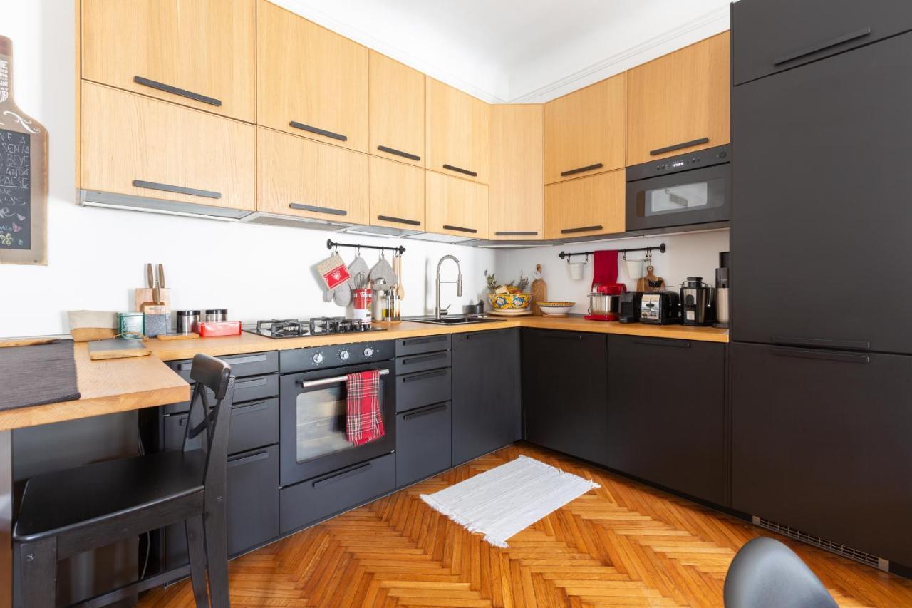 Moscova Cosy Apartment ميلان المظهر الخارجي الصورة